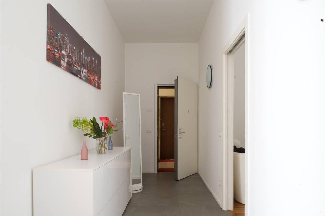 3 Bedrooms Apartment Mediolan Zewnętrze zdjęcie